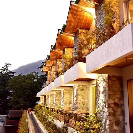 Season Hotel Nainital Eksteriør billede